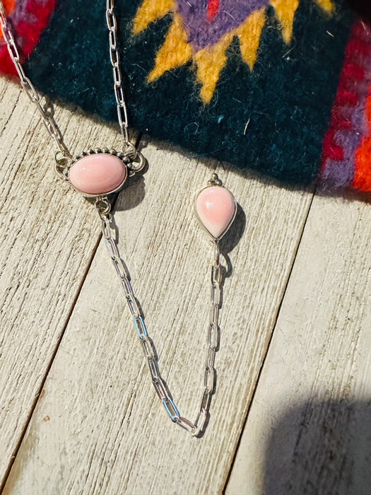 Navajo Queen Pink Conch And Sterling Silver Lariat Drop Necklace