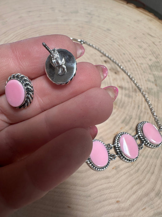 Handmade Sterling Silver & Pink Conch Choker Necklace Set