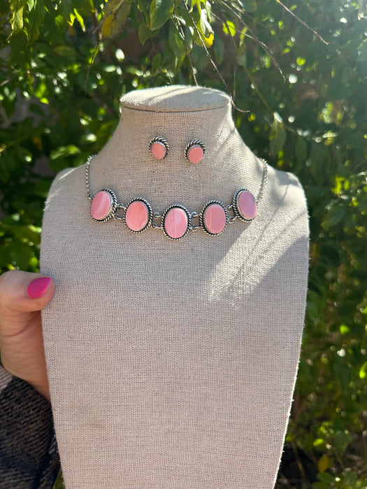 Handmade Sterling Silver & Pink Conch Choker Necklace Set