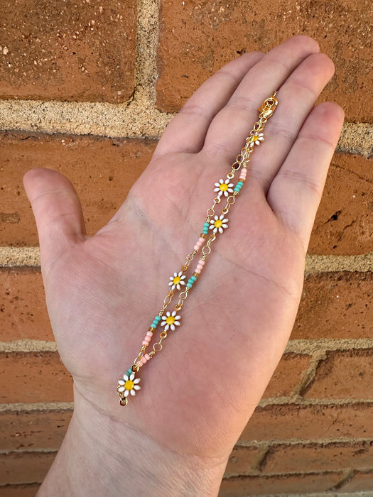 “The Golden Collection” Handmade Beaded 14k Gold Plated Daisy Ankle Bracelet