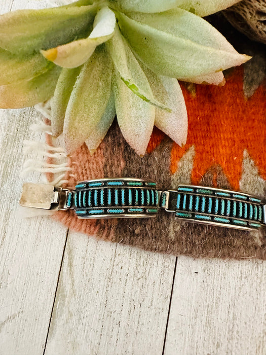 Vintage Zuni Sterling Silver & Turquoise Needlepoint Link Bracelet