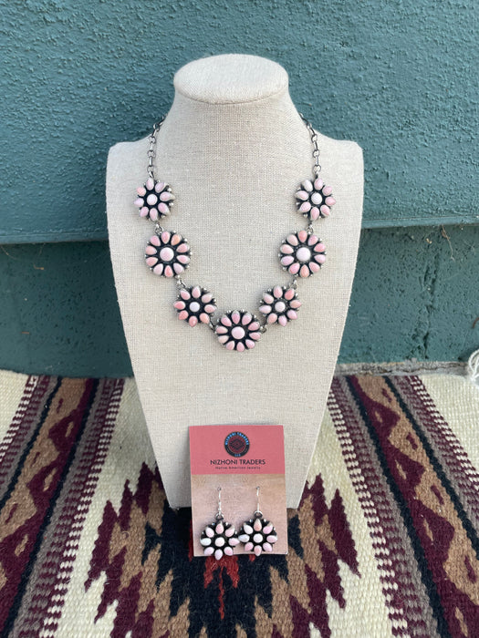 “The Delaney” Navajo Queen Pink Conch Shell And Sterling Silver Necklace Earrings Set Signed