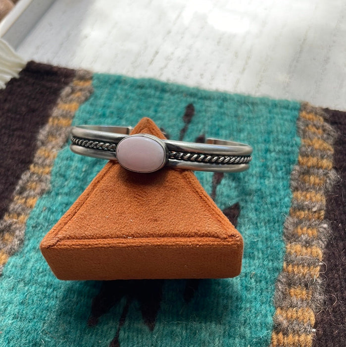 Navajo Oval Pink Conch & Sterling Silver Cuff Bracelet