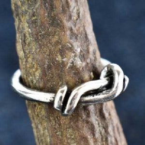 Jorvik Knot Unisex Ring-Size 6 - Culture Kraze Marketplace.com