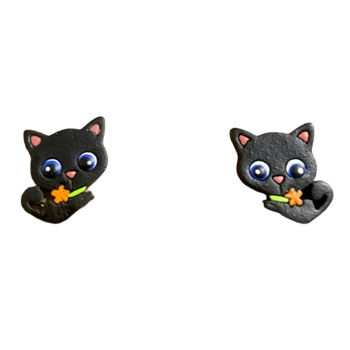 <center>Black Cat Gourd Earrings w/ Posts</br>Measures 1/2" tall x 1/2" wide</br>Handmade in Colombia</center>