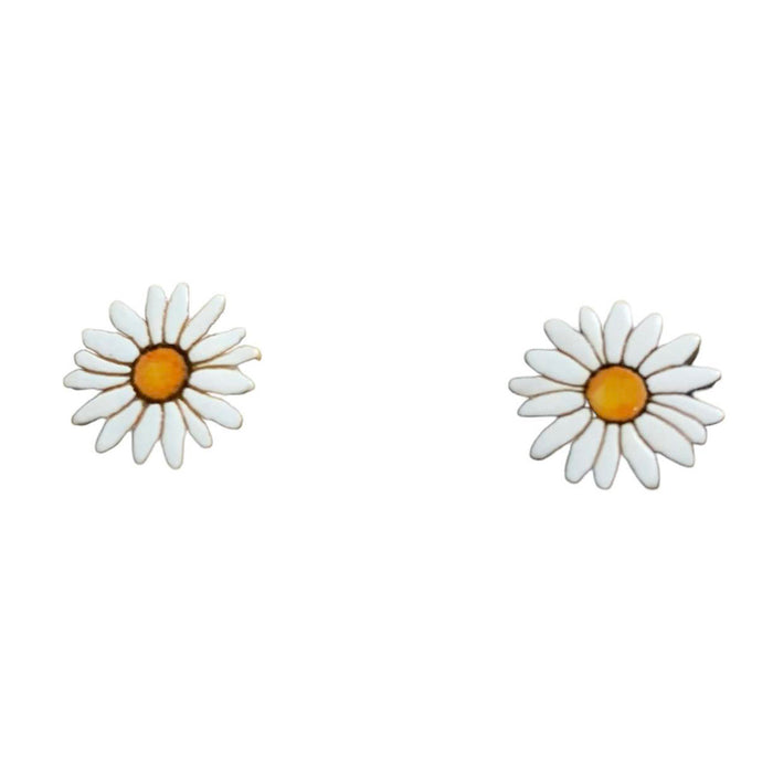 <center>Daisy Gourd Earrings w/ Posts</br>Measures 1/2" tall x 1/2" wide</br>Handmade in Colombia</center>