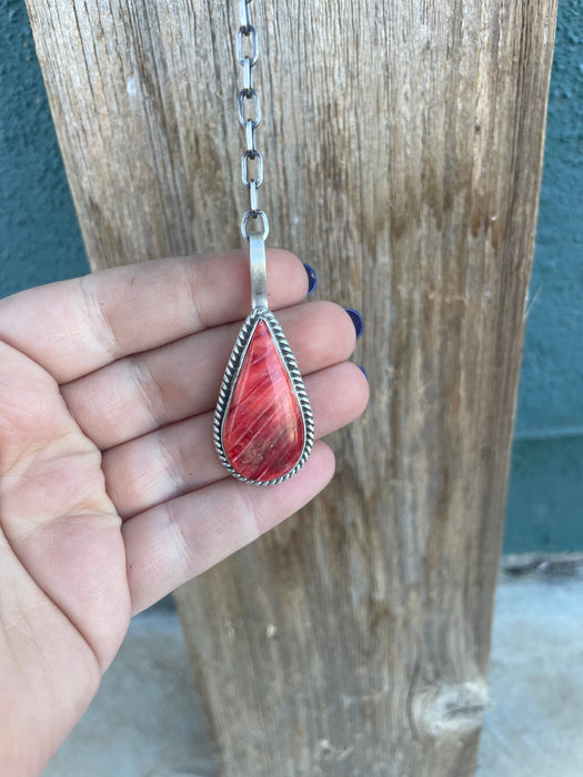 Navajo Handmade Red Spiny And Sterling Silver Necklace By Emer Thompson